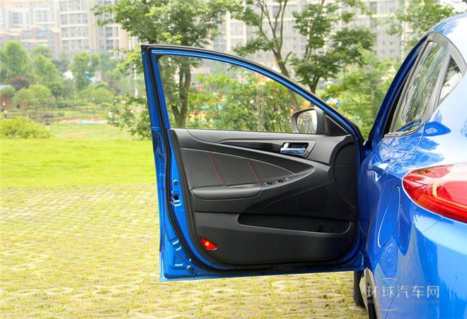 2015款 1.6L 自動(dòng)銳酷型 國(guó)IV