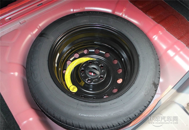 2015款 1.6L 自動(dòng)致酷型 國(guó)IV