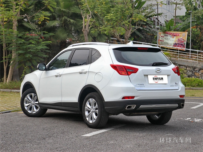 2015款 1.8T 自動(dòng)四驅(qū)豪華導(dǎo)航版