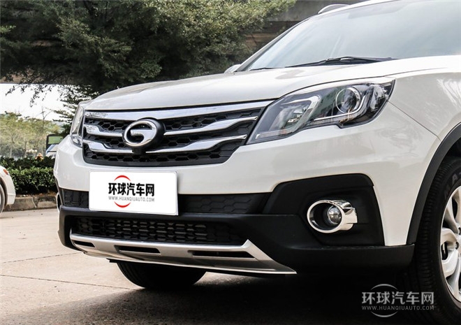2015款 1.8T 自動四驅(qū)豪華導(dǎo)航版