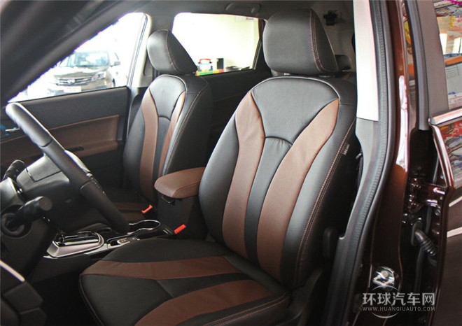 2015款 2.0L 自動(dòng)兩驅(qū)豪華導(dǎo)航版