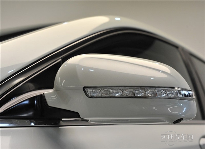 2015款 1.8T 標(biāo)準型