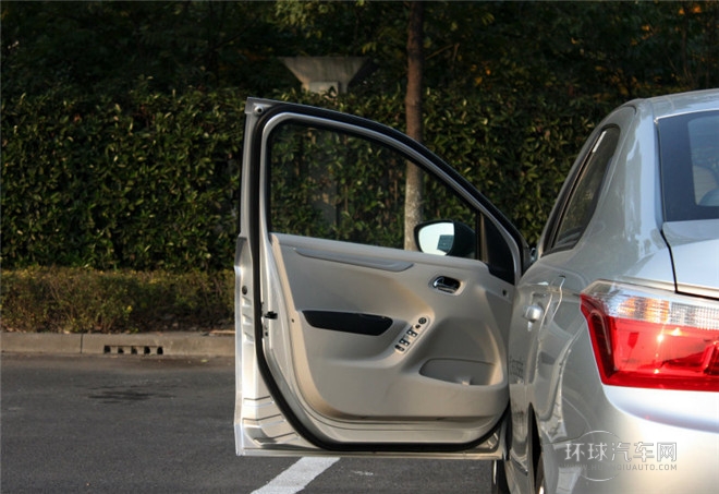 2015款 質(zhì)尚版 1.6L 自動豪華型