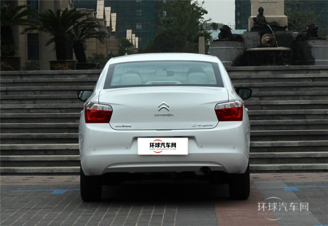 2015款 質(zhì)尚版 1.6L 自動舒適型