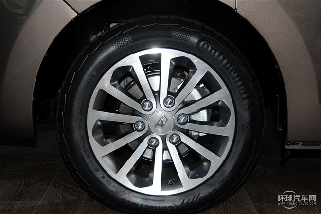 2015款 2.0T 自動(dòng)豪華型