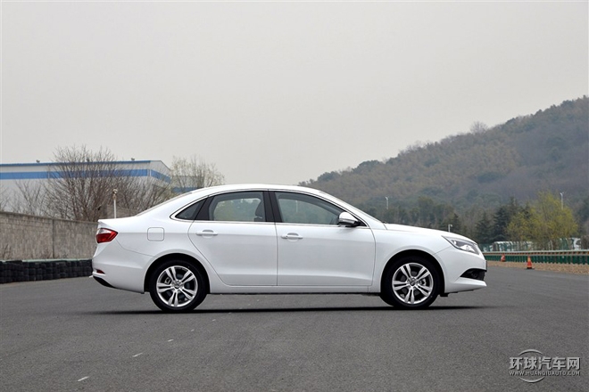 2015款 1.5T 手動致尊版