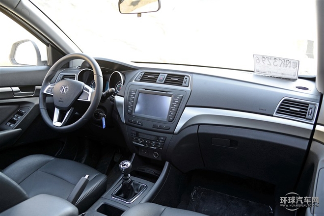 2015款 2.0T 手動(dòng)精英型
