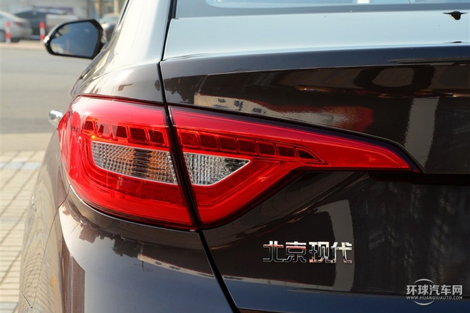 2015款 2.4L DLX尊貴型