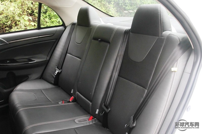 2015款 1.5L 手動(dòng)舒適型