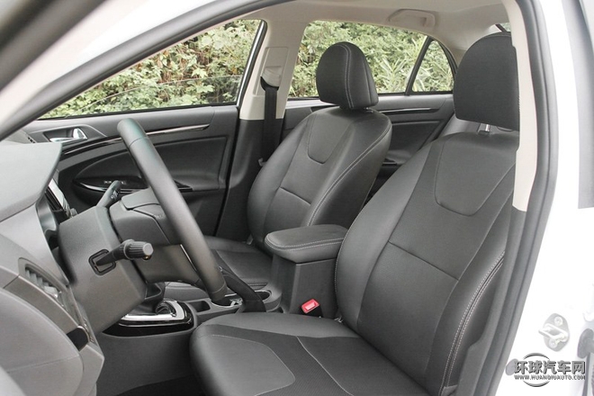 2015款 1.5L 手動(dòng)舒適型