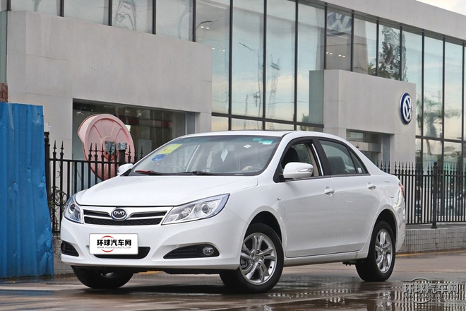 2015款 1.5L 手動(dòng)舒適型