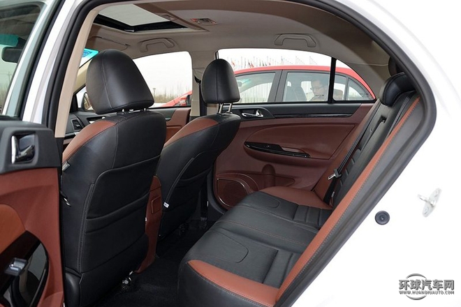 2015款 1.5L 自動(dòng)旗艦型