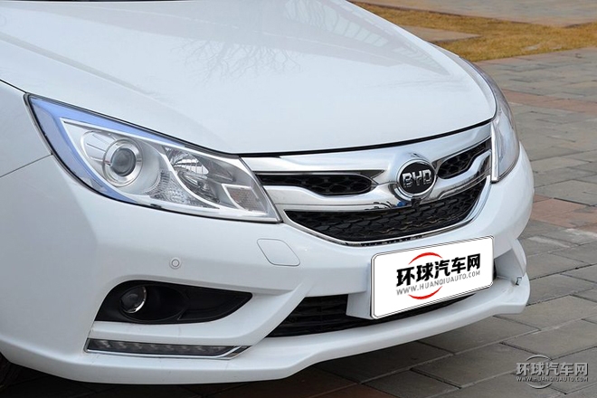 2015款 1.5L 自動(dòng)旗艦型