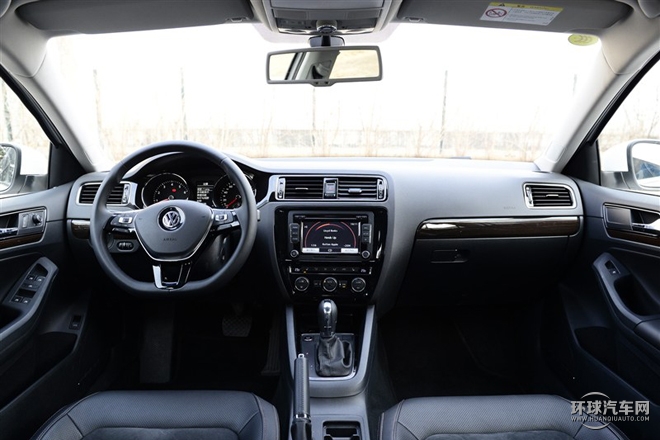 2015款 280TSI 手動(dòng)豪華型