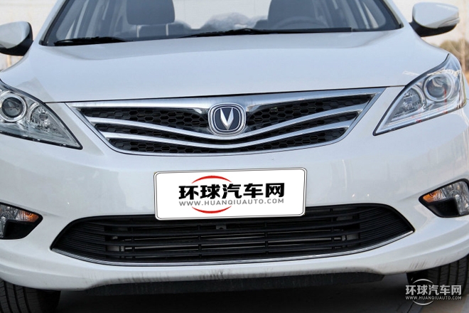 2015款 1.5T 自動運(yùn)動豪華型