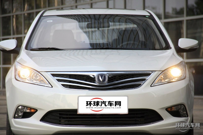 2015款 1.5T 自動運動尊貴型