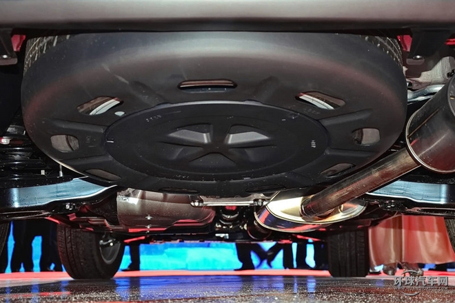 2015款 2.0T 兩驅(qū)精英版 7座