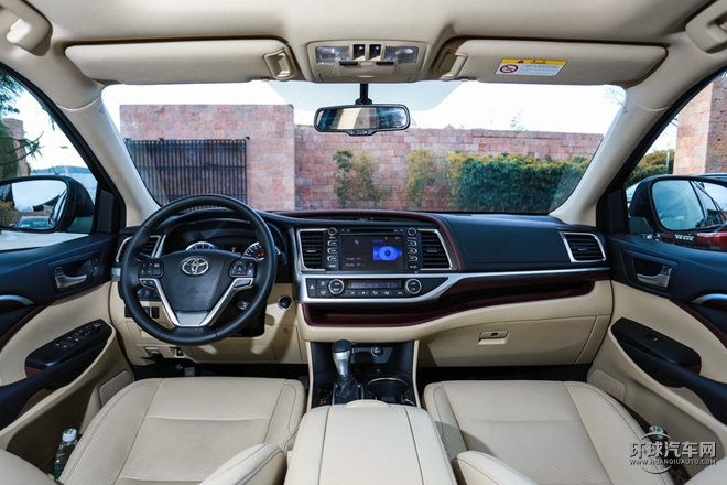 2015款 2.0T 四驅(qū)豪華導航版 7座