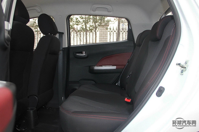 2015款 1.4L 手動(dòng)舒適型