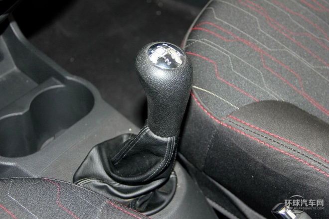 2015款 1.4L 手動(dòng)舒適型