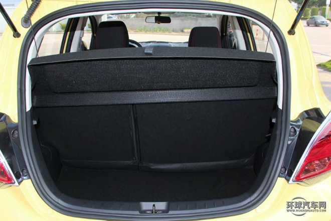 2015款 1.4L 手動(dòng)尊貴型
