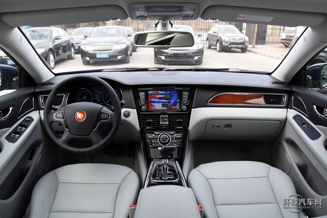 2015款 1.8T 豪華型