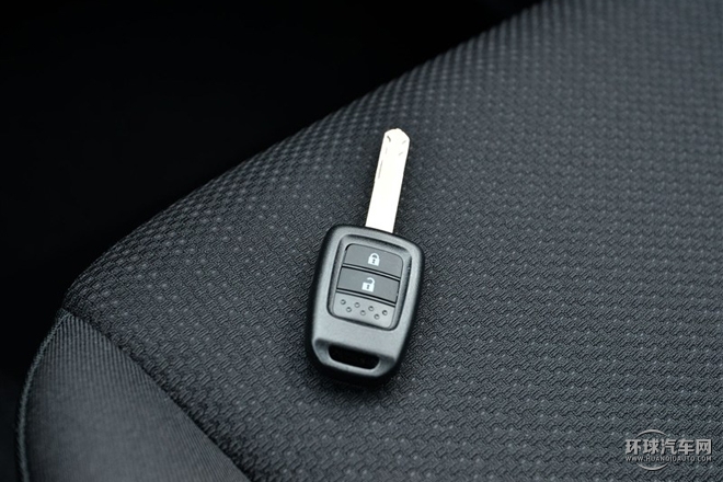 2015款 1.5L CVT兩驅(qū)舒適型