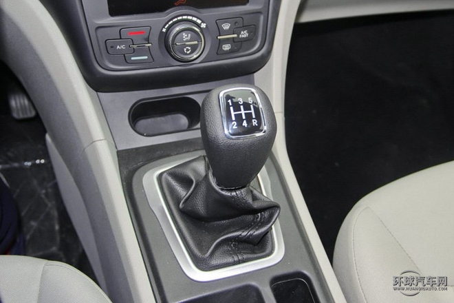 2015款 1.6L 手動(dòng)新動(dòng)型
