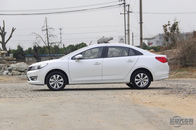 2015款 1.6L 手動(dòng)新動(dòng)型