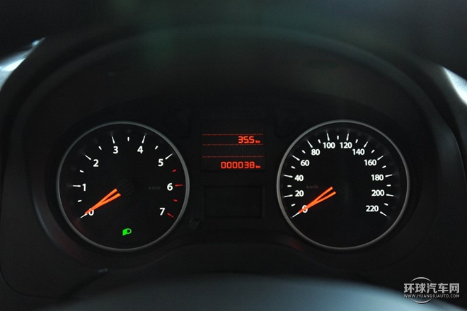 2015款 1.6L 手動新享型