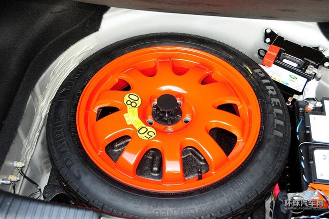 2015款 XJL 2.0T 兩驅(qū)尊享商務(wù)版