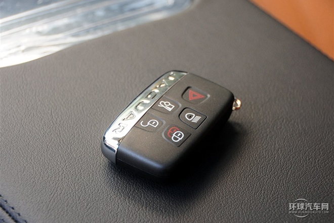2015款 XJL 2.0T 兩驅(qū)尊享商務版