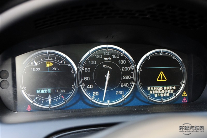 2015款 XJL 2.0T 兩驅(qū)尊享商務(wù)版