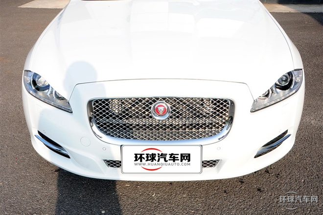 2015款 XJL 2.0T 兩驅(qū)尊享商務(wù)版