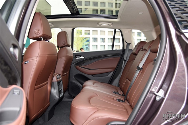 2015款 20T 四驅(qū)豪華型