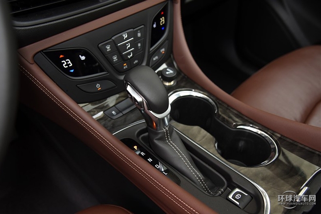 2015款 20T 四驅(qū)豪華型