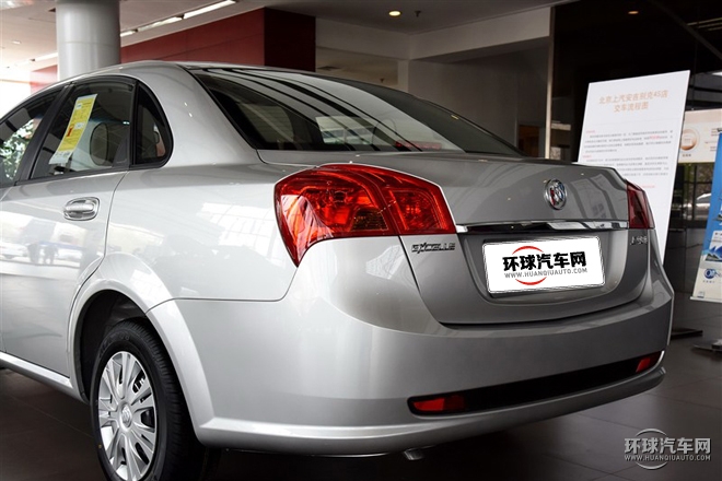 2015款 1.5L 手動經(jīng)典型