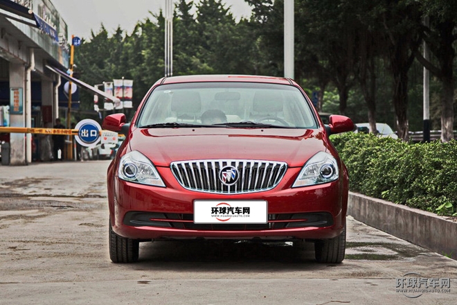 2015款 1.5L 自動尊享型