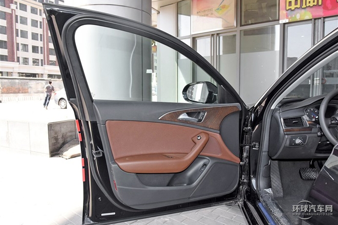 2015款 35 FSI quattro 技術(shù)型