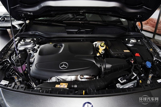 2015款 GLA 220 4MATIC 時(shí)尚型
