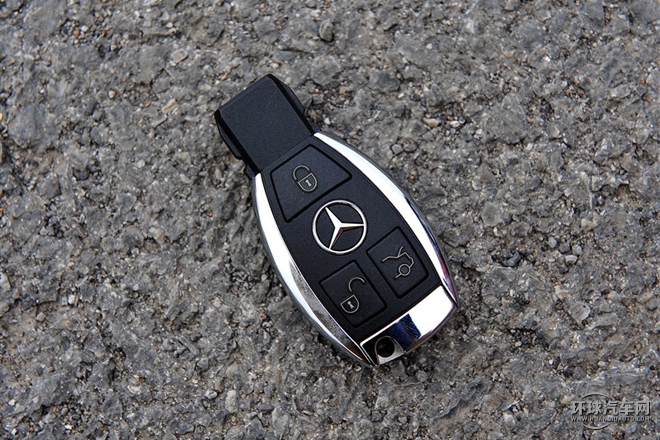 2015款 GLA 260 4MATIC 運(yùn)動(dòng)型