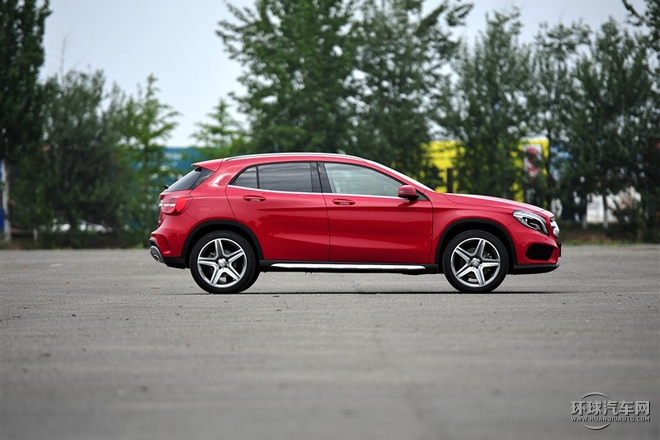 2015款 GLA 260 4MATIC 運(yùn)動(dòng)型