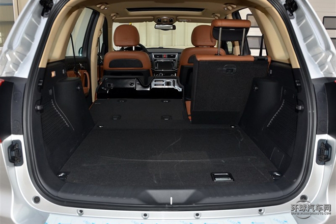 2015款 2.0T 四驅(qū)尊貴型