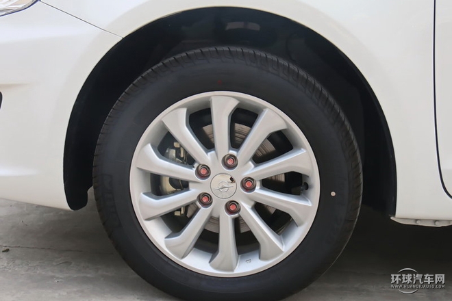 2015款 1.5T 手動(dòng)馭FUN型