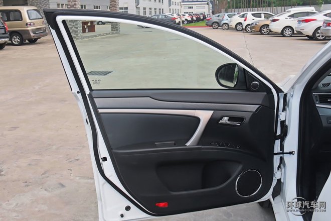 2015款 1.5T 手動(dòng)馭FUN型