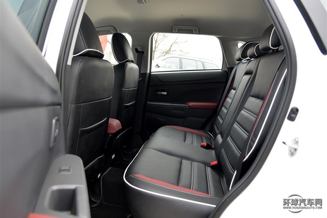 2015款 2.0L 自動兩驅(qū)精英版