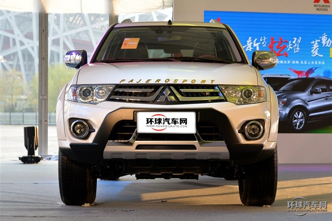 2015款 3.0L 自動四驅旗艦版