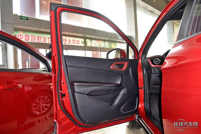2015款 1.5L 手動(dòng)精英型
