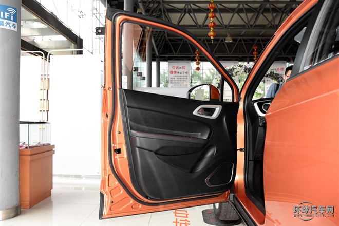 2015款 1.5L 自動(dòng)舒適型