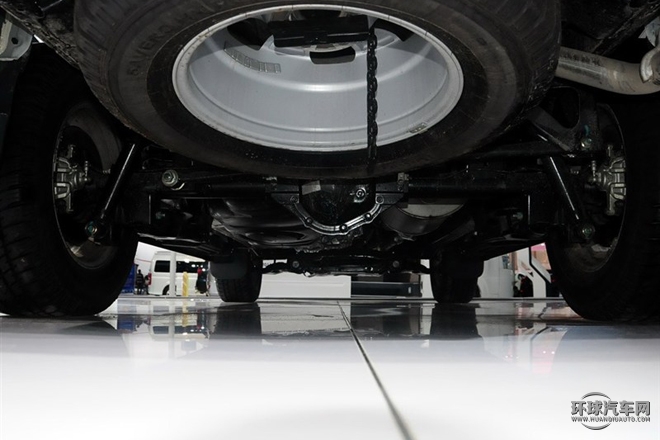 2015款 2.8T 四驅(qū)柴油尊享版5座